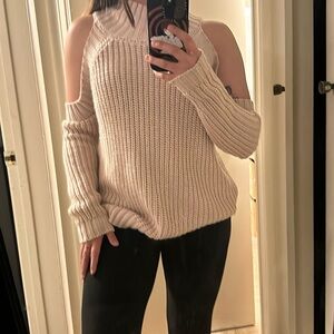 Really cute pink sweater with cut out shoulders! 💖